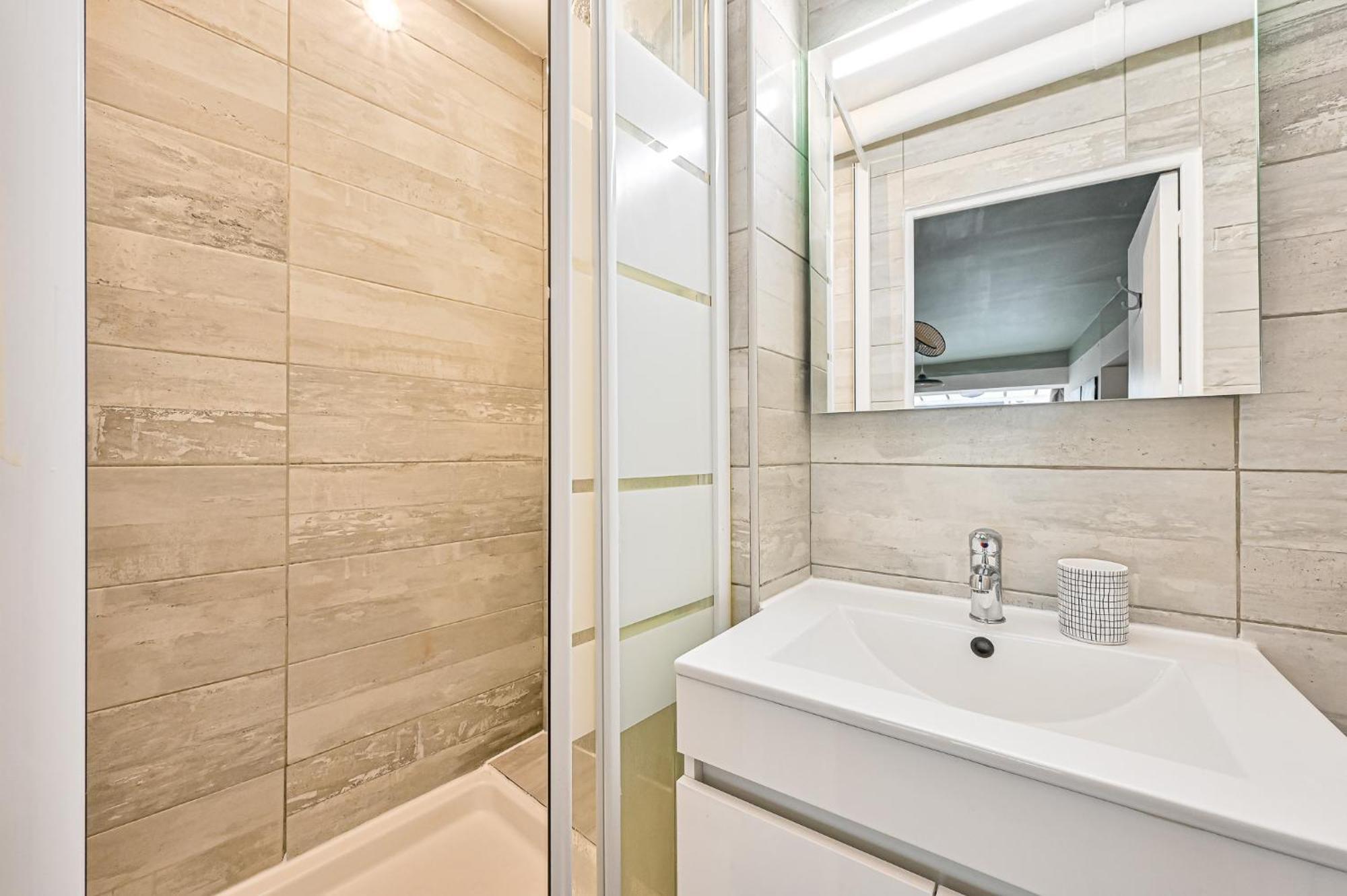L'Oasis Parisien - 2 Pers - Metro Oberkampf Apartment Exterior photo